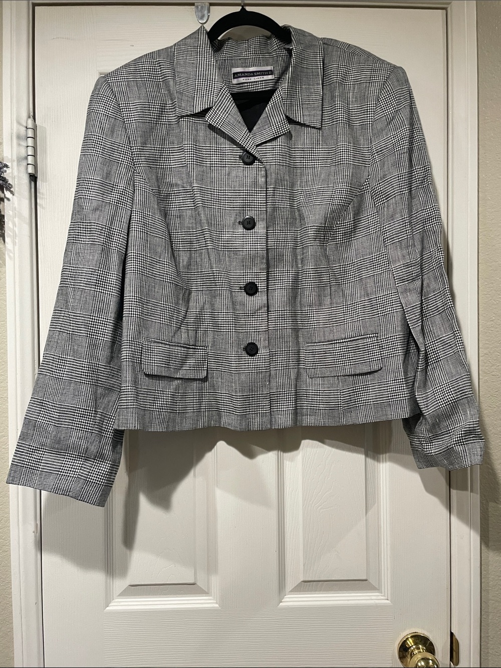 Amanda Smith II Black & White Linen Sport Coat